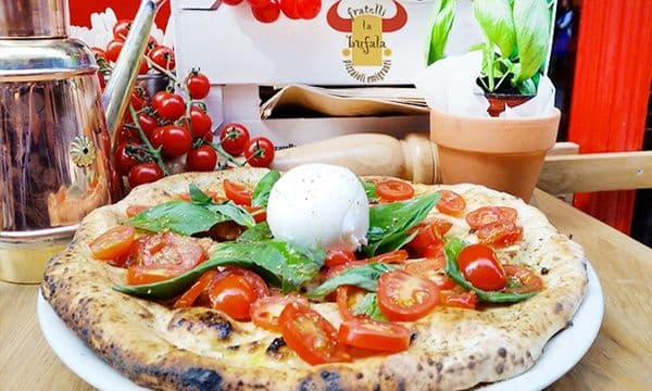 Fratelli La Bufala compie 20 anni. Conosciamo il marchio in franchising con Francesca Marotta