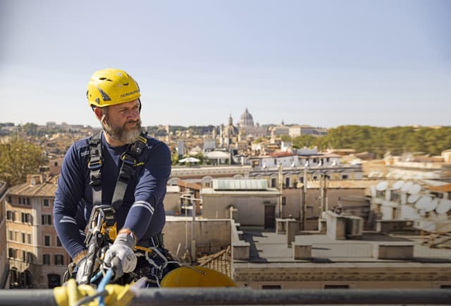 Come aprire una impresa in franchising di edilizia su fune con Acrobatica