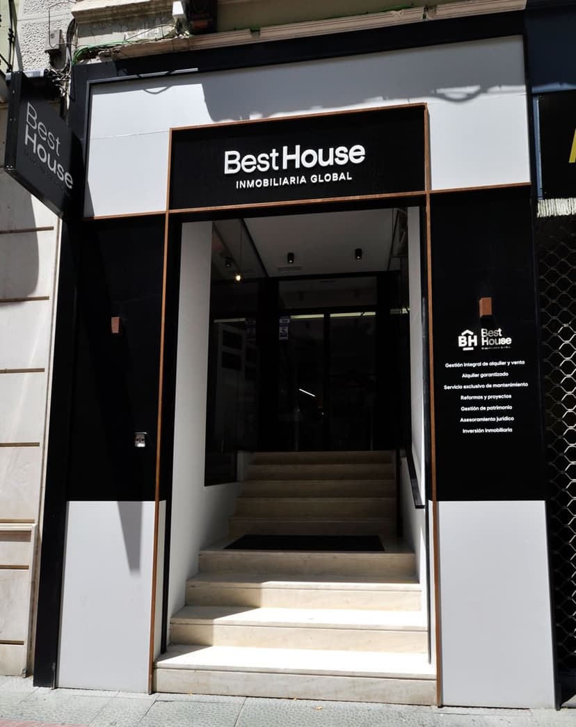 Best House — 1