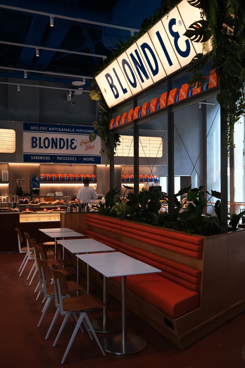 Blondie Coffeeshop — 1