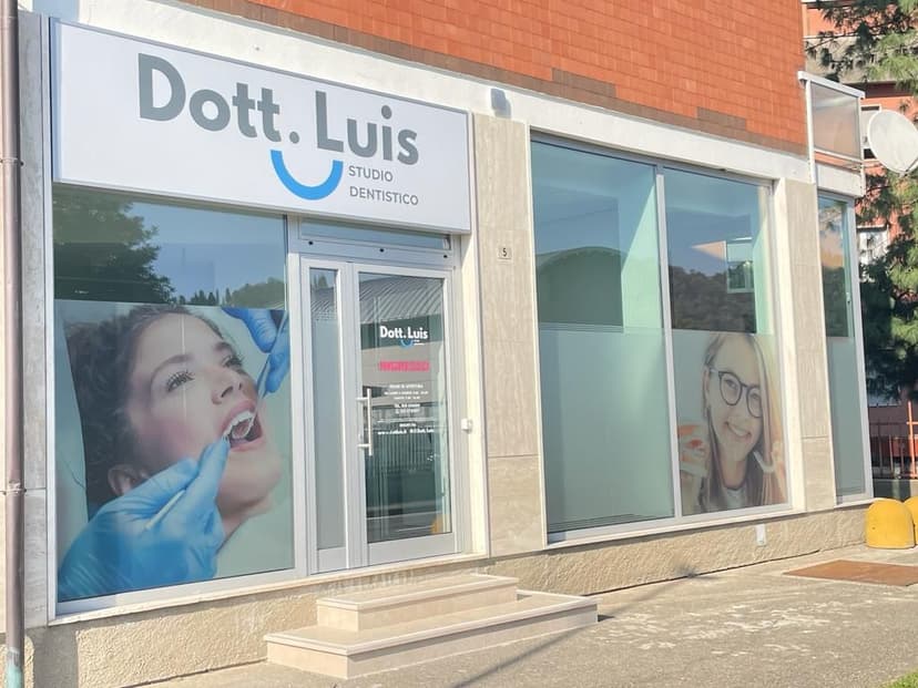 Dott. Louis Studio Dentistico Franchising — 1