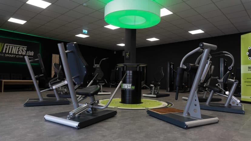 EASYFITNESS — 3