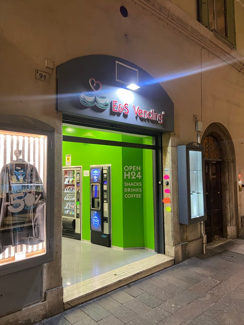 E&#038;S Vending — 2