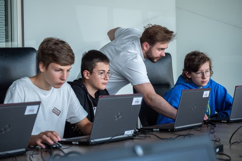 Giganci Programowania — 4