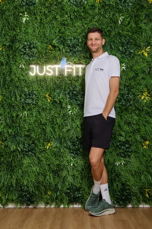 JUST’FIT — 2