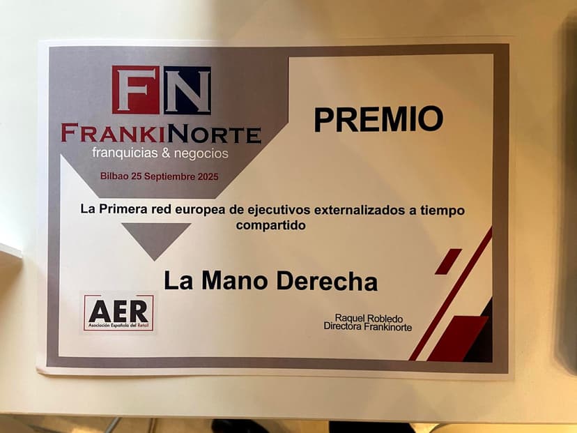 La Mano derecha — 4