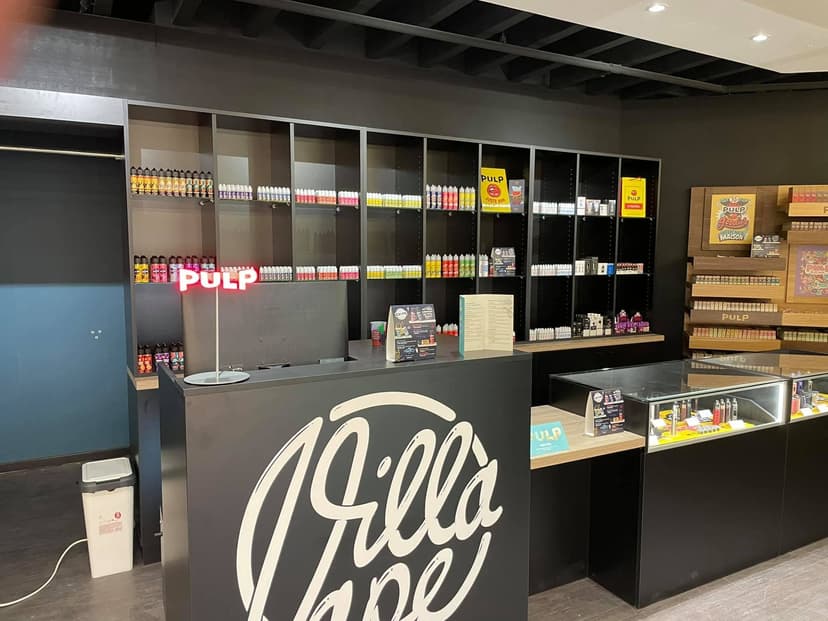 LA VILLA VAPE — 3