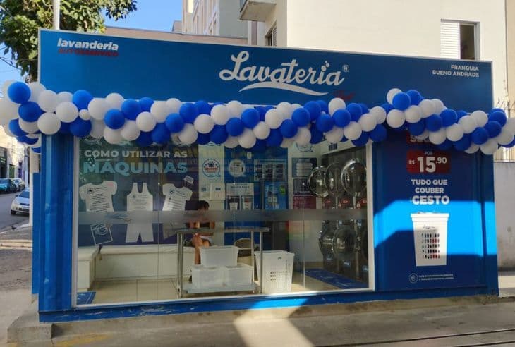 Lavateria — 4