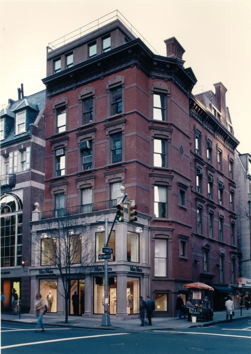 Max Mara Franchising — 2
