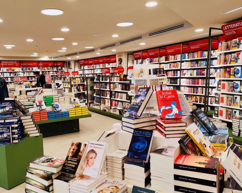 Mondadori Store — 4