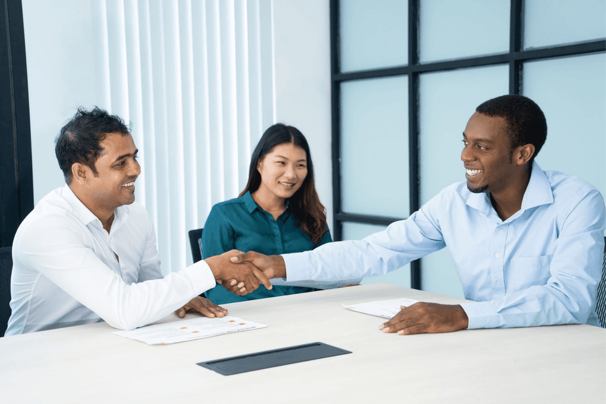 Moving People franchising: aprire un&#8217;agenzia di consulenza e assistenza per stranieri