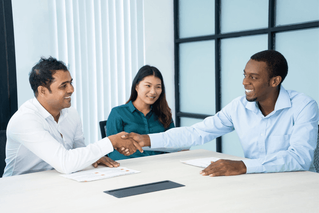 Moving People franchising: aprire un&#8217;agenzia di consulenza e assistenza per stranieri