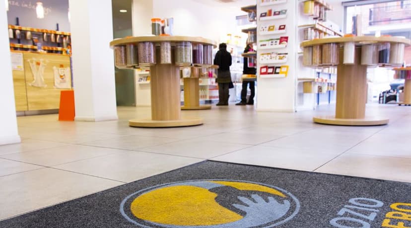 Negozio Leggero Franchising — 2