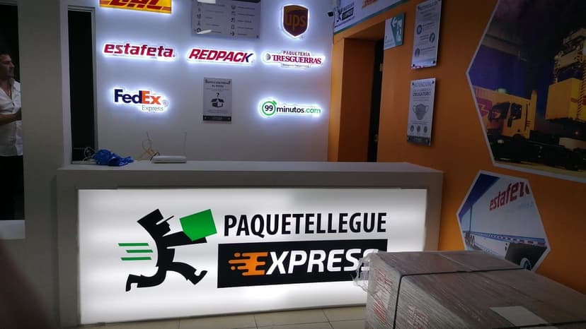 PAQUETELLEGUE EXPRESS — 3