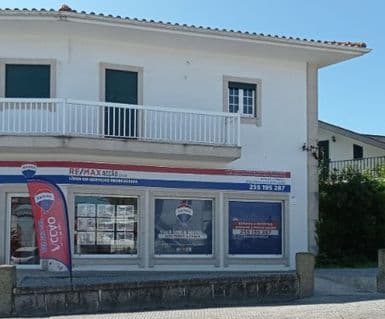 RE/MAX — 4