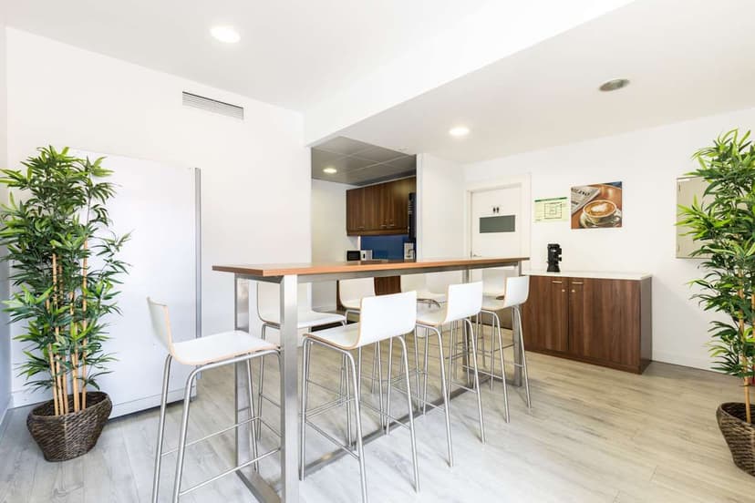 Regus — 4