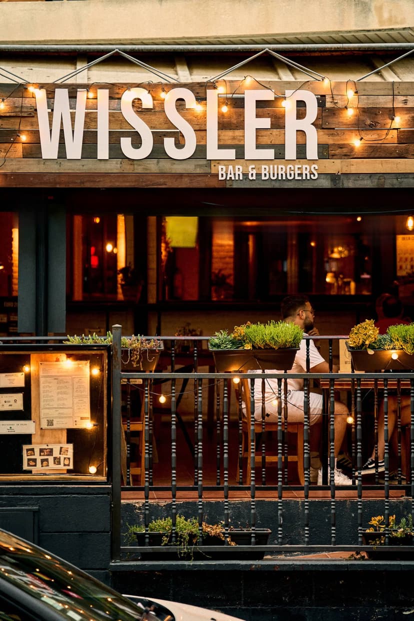 WISSLER: Bar & Burgers — 2